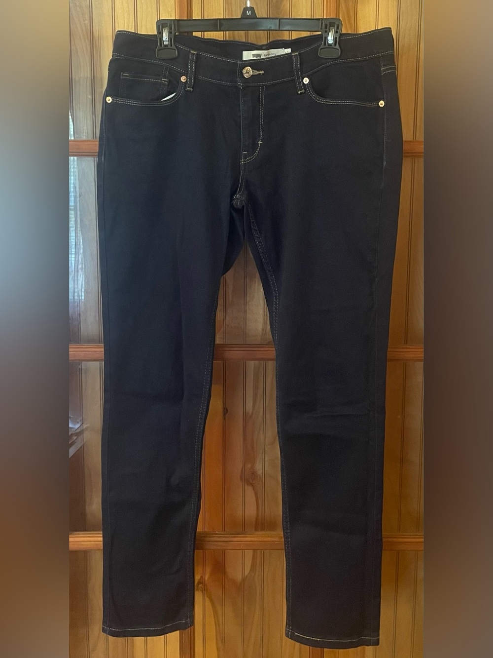 Levi's Women's 524 Skinny Jeans in Dark Blue with Contrast Stitching